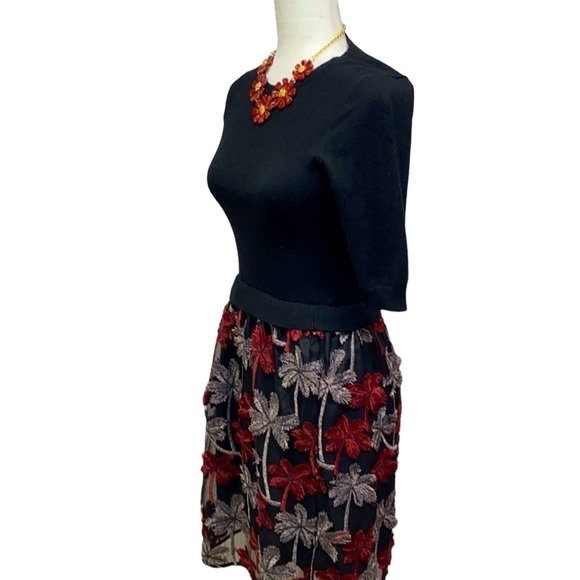 Dan Munier 3D Flower Appliqué Black Burgundy Dress - Picture 4 of 7